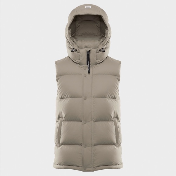 Aritzia Jackets & Blazers - Aritzia Vest